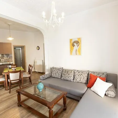 Spacious Apartment In Old Town - Private Parking Thessaloniki Exterior photo