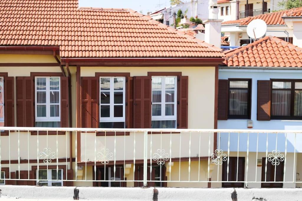 Apartment Spacious In Old Town - Private Parking Thessaloniki