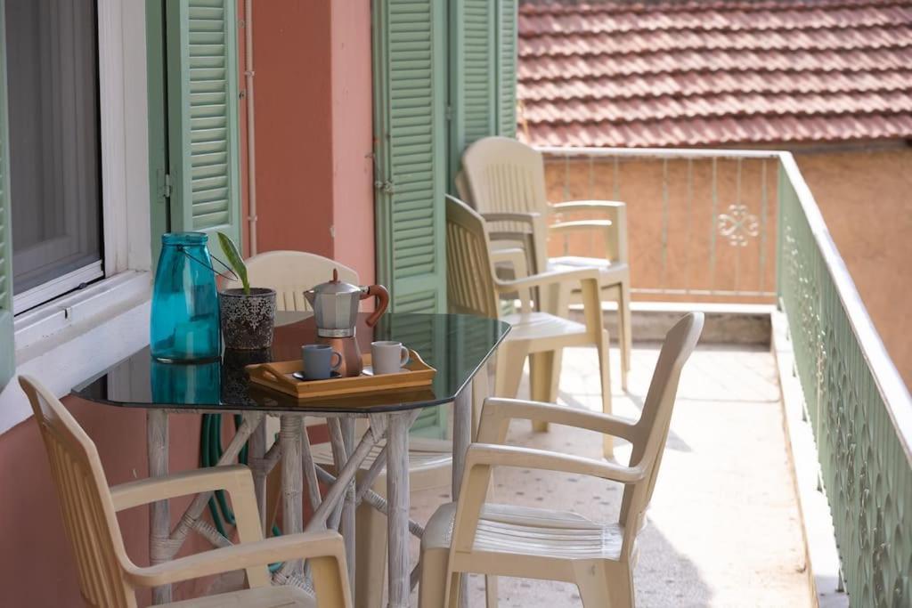 Spacious In Old Town - Private Parking Apartment